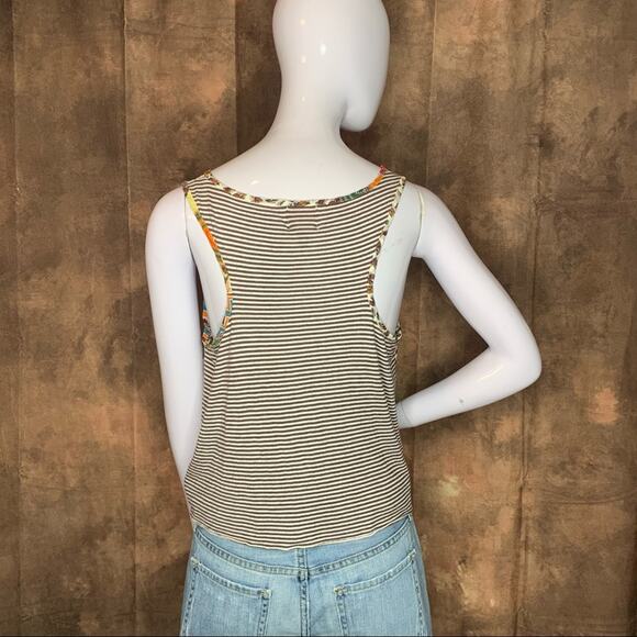 MATERIAL GIRL Women Top Size M Sleeveless Front Multicolor Strapped on B… - Picture 3 of 9